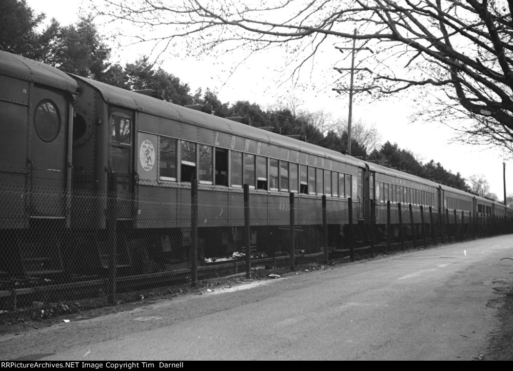 LI 4929 stored awaiting trip to scrapper